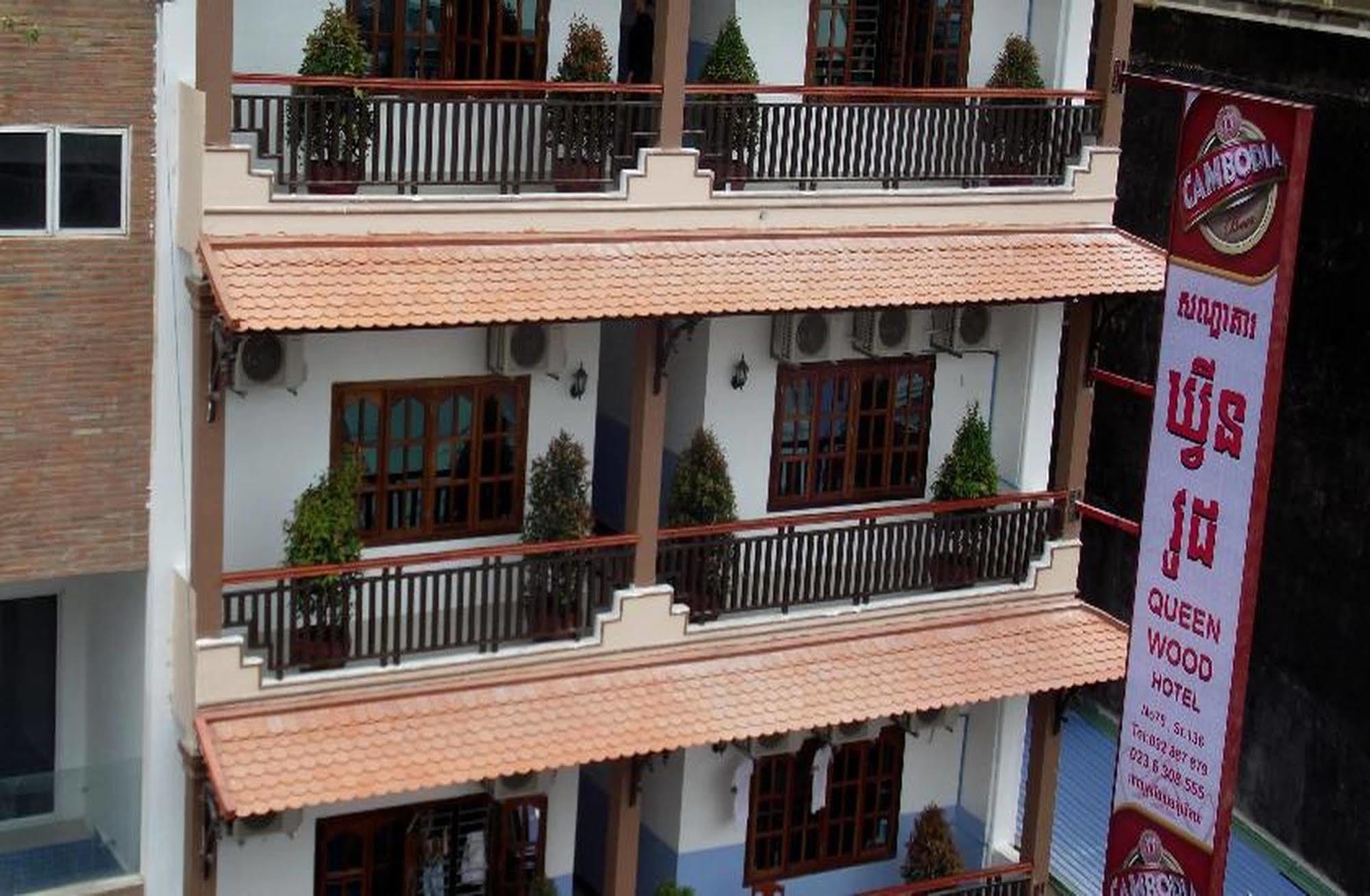 Queenwood Hotel Phnom Penh Exterior foto